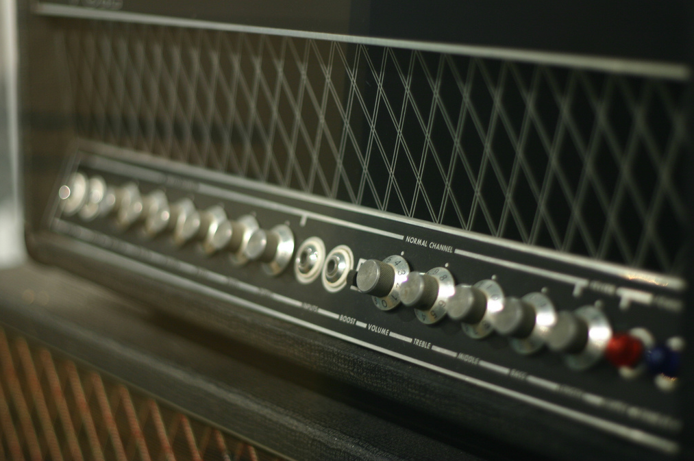 amplifier head