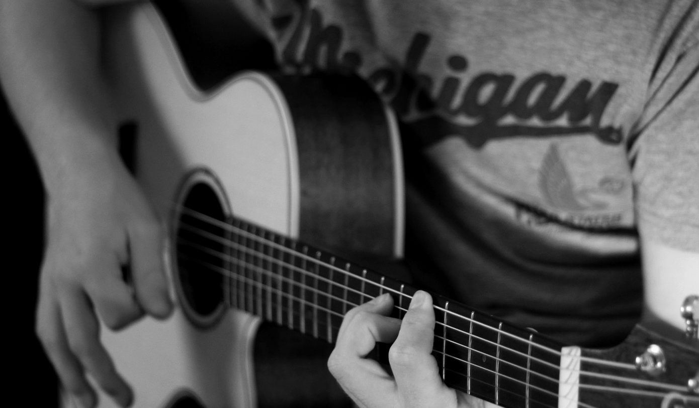 guitar playing posture